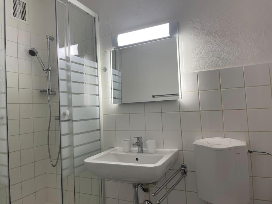 Charming Apartment Near City Center فيينا المظهر الخارجي الصورة